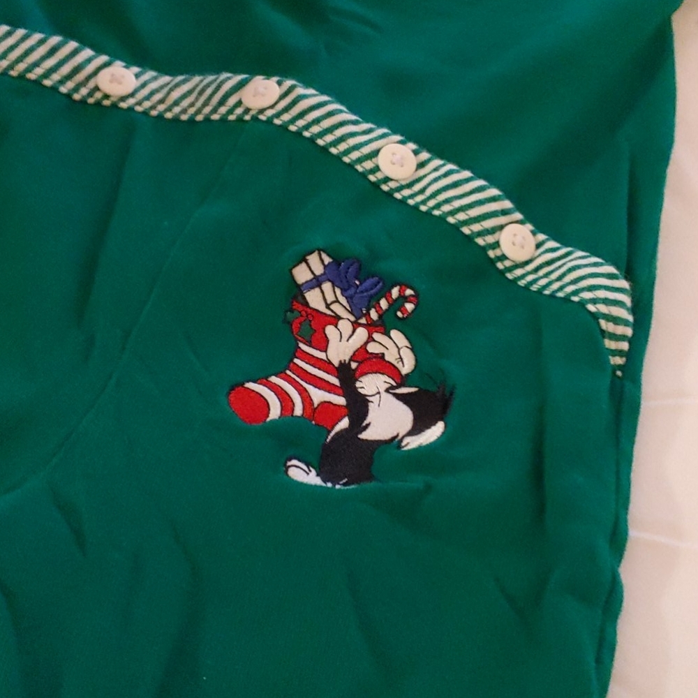 Onies - Picture 3 of 3